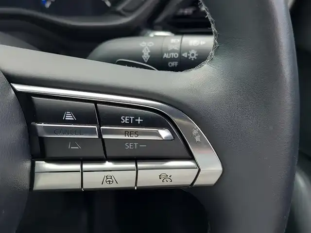 マツダ ＭＸ－３０ 東京都 2021(令3)年 1.7万km ポリメタルグレーM 純正ナビ/フルセグ/360°ビューモニター/ヘッドアップディスプレイ/ビルトインETC/ドライブレコーダー/シートヒーター/ステアリングヒーター/パワーシート/パドルシフト/衝突軽減ブレーキ/レーンキープアシスト/レーダークルーズコントロール/コーナーセンサー/オートマチックハイビーム/スマートキー