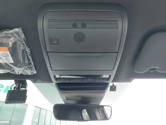 マツダ ＭＸ－３０ 東京都 2021(令3)年 1.7万km ポリメタルグレーM 純正ナビ/フルセグ/360°ビューモニター/ヘッドアップディスプレイ/ビルトインETC/ドライブレコーダー/シートヒーター/ステアリングヒーター/パワーシート/パドルシフト/衝突軽減ブレーキ/レーンキープアシスト/レーダークルーズコントロール/コーナーセンサー/オートマチックハイビーム/スマートキー