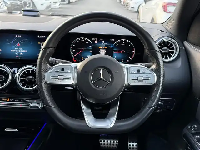 メルセデス・ベンツ Ｍ・ベンツ ＧＬＡ２００ｄ 4マチック AMGライン 静岡県 2022(令4)年 3.9万km 黒 ナビゲーションパッケージ/ナビゲーション/フルセグTV/Bluetooth/トラフィックサインアシスト/AMGライン/AMGスタイリングパッケージ/19インチ5ツインスポークAW/マルチビームLEDヘッドライト/アダプティブアイビームアシスト/アンビエントライト/AMGレザーエクスクルーシブパッケージ/レーダーセーフティパッケージ/ブレーキアシスト/ブラインドスポットアシスト/レーンキーピングアシスト/ステアリングアシスト/ブレーキホールド機能/360°カメラシステムキャプテンシート