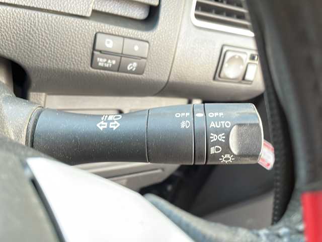 日産 セレナ HWS S HV Vセレ +SeftyⅡ 島根県 2015(平27)年 7.4万km ダイヤモンドブラック 純正7インチSDナビゲーション(MC315D-W)/フルセグ BT CD DVD/エマージェンシーブレーキ/レーンキープアシスト/アラウンドビューカメラ/両側パワースライドドア/クルーズコントロール/アイドリングストップ/LEDヘッドライト/AUTOライト/フォグライト/ETC/電動格納ミラー/シートリフター/プッシュスタート/純正18インチアルミホイール