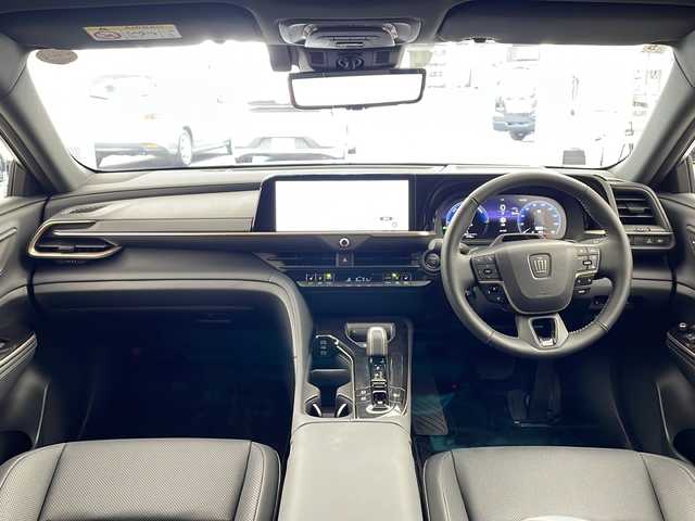 トヨタ クラウン エステート Z 兵庫県 2025(令7)年 0.2万km 赤Ⅱ ・ワンオーナー車/・純正12.3インチナビ/TV/Bluetooth/USB/Miracast/・ビルトインETC2.0/・パノラミックビューモニター/・デジタルインナーミラー/・純正前後ドライブレコーダー/・置くだけ充電/・Toyota Safety Sense/・トヨタチームメイト/・アドバンストパーク/・プリクラッシュセーフティ/・緊急時操舵支援/・フロントクロストラフィックアラート/・レーンチェンジングアシスト/・レーントレーシングアシスト/・レーンディパチャーアラート/・レーダークルーズコントロール/・アダプティブハイビームアシスト/・ロードサインアシスト/・ドライバー異常対応システム/・プロアクティブドライビング/・発進遅れ告知機能/・ブラインドスポットモニター/・安心降車アシスト/・後方車両接近告知/・周辺車両接近時サポート/・パーキングサポート/・本革シート/・前席パワーシート/・前席シートヒーター/・前席シートベンチレーション/・ステアリングヒーター/・nanoeX/・パドルシフト/・パワーバックドア/・AC100V1500W電源/・ステアリングスイッチ/・アドバンストパーク