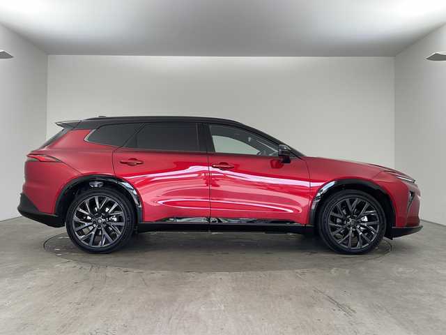 トヨタ クラウン エステート Z 兵庫県 2025(令7)年 0.2万km 赤Ⅱ ・ワンオーナー車/・純正12.3インチナビ/TV/Bluetooth/USB/Miracast/・ビルトインETC2.0/・パノラミックビューモニター/・デジタルインナーミラー/・純正前後ドライブレコーダー/・置くだけ充電/・Toyota Safety Sense/・トヨタチームメイト/・アドバンストパーク/・プリクラッシュセーフティ/・緊急時操舵支援/・フロントクロストラフィックアラート/・レーンチェンジングアシスト/・レーントレーシングアシスト/・レーンディパチャーアラート/・レーダークルーズコントロール/・アダプティブハイビームアシスト/・ロードサインアシスト/・ドライバー異常対応システム/・プロアクティブドライビング/・発進遅れ告知機能/・ブラインドスポットモニター/・安心降車アシスト/・後方車両接近告知/・周辺車両接近時サポート/・パーキングサポート/・本革シート/・前席パワーシート/・前席シートヒーター/・前席シートベンチレーション/・ステアリングヒーター/・nanoeX/・パドルシフト/・パワーバックドア/・AC100V1500W電源/・ステアリングスイッチ/・アドバンストパーク