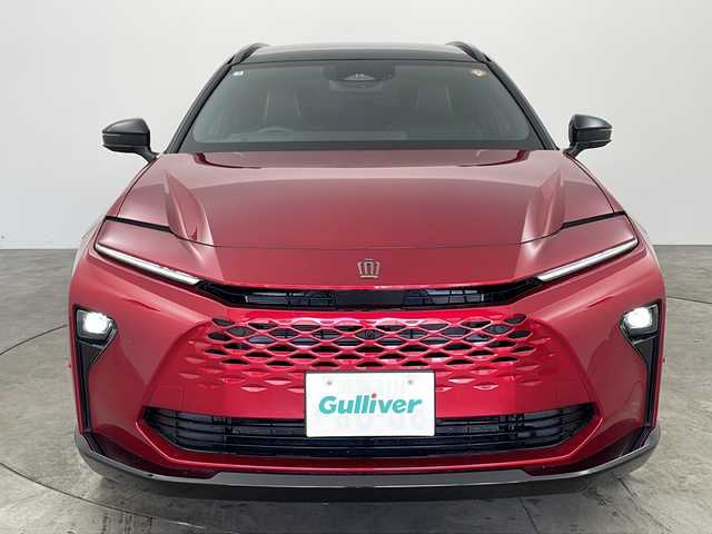 トヨタ クラウン エステート Z 兵庫県 2025(令7)年 0.2万km 赤Ⅱ ・ワンオーナー車/・純正12.3インチナビ/TV/Bluetooth/USB/Miracast/・ビルトインETC2.0/・パノラミックビューモニター/・デジタルインナーミラー/・純正前後ドライブレコーダー/・置くだけ充電/・Toyota Safety Sense/・トヨタチームメイト/・アドバンストパーク/・プリクラッシュセーフティ/・緊急時操舵支援/・フロントクロストラフィックアラート/・レーンチェンジングアシスト/・レーントレーシングアシスト/・レーンディパチャーアラート/・レーダークルーズコントロール/・アダプティブハイビームアシスト/・ロードサインアシスト/・ドライバー異常対応システム/・プロアクティブドライビング/・発進遅れ告知機能/・ブラインドスポットモニター/・安心降車アシスト/・後方車両接近告知/・周辺車両接近時サポート/・パーキングサポート/・本革シート/・前席パワーシート/・前席シートヒーター/・前席シートベンチレーション/・ステアリングヒーター/・nanoeX/・パドルシフト/・パワーバックドア/・AC100V1500W電源/・ステアリングスイッチ/・アドバンストパーク