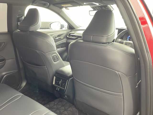 トヨタ クラウン エステート Z 兵庫県 2025(令7)年 0.2万km 赤Ⅱ ・ワンオーナー車/・純正12.3インチナビ/TV/Bluetooth/USB/Miracast/・ビルトインETC2.0/・パノラミックビューモニター/・デジタルインナーミラー/・純正前後ドライブレコーダー/・置くだけ充電/・Toyota Safety Sense/・トヨタチームメイト/・アドバンストパーク/・プリクラッシュセーフティ/・緊急時操舵支援/・フロントクロストラフィックアラート/・レーンチェンジングアシスト/・レーントレーシングアシスト/・レーンディパチャーアラート/・レーダークルーズコントロール/・アダプティブハイビームアシスト/・ロードサインアシスト/・ドライバー異常対応システム/・プロアクティブドライビング/・発進遅れ告知機能/・ブラインドスポットモニター/・安心降車アシスト/・後方車両接近告知/・周辺車両接近時サポート/・パーキングサポート/・本革シート/・前席パワーシート/・前席シートヒーター/・前席シートベンチレーション/・ステアリングヒーター/・nanoeX/・パドルシフト/・パワーバックドア/・AC100V1500W電源/・ステアリングスイッチ/・アドバンストパーク