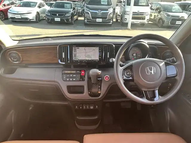 ホンダ Ｎ ＯＮＥ セレクト 富山県 2019(平31)年 3.6万km ベージュⅡ 純正ナビ/フルセグテレビ/Bluetooth/バックカメラ/シートヒーター/茶革ハーフレザーシート/ETC/ステアリングスイッチ/オートエアコン/スマートキー/純正フロアマット/電動格納ミラー