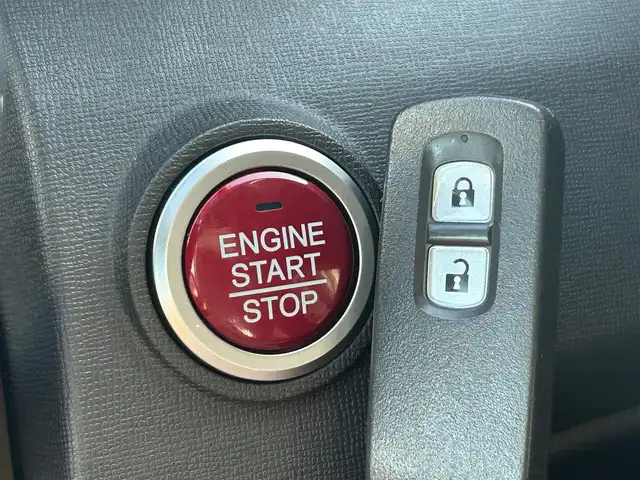 ホンダ Ｎ ＯＮＥ セレクト 富山県 2019(平31)年 3.6万km ベージュⅡ 純正ナビ/フルセグテレビ/Bluetooth/バックカメラ/シートヒーター/茶革ハーフレザーシート/ETC/ステアリングスイッチ/オートエアコン/スマートキー/純正フロアマット/電動格納ミラー