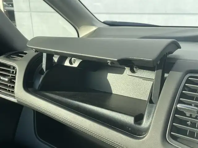 日産 セレナ ハイウェイスター Vセレクション 千葉県 2018(平30)年 3.5万km ダイヤモンドブラック セーフティパックB/プロパイロット/・衝突軽減ブレーキ/レーンキープアシスト/・レーダークルーズコントロール/クリアランスソナー/純正SDナビ(MM317D-W)/・フルセグ/BT/DVD/CD/AUX/アラウンドビューモニター/ステアリングスイッチ/ETC/デジタルインナーミラー/電動パーキングブレーキ/ブレーキホールド/両側パワースライドドア/LEDヘッドライト/オートライト/フォグライト/スマートキー/プッシュスタート/純正フロアマット/純正16インチAW