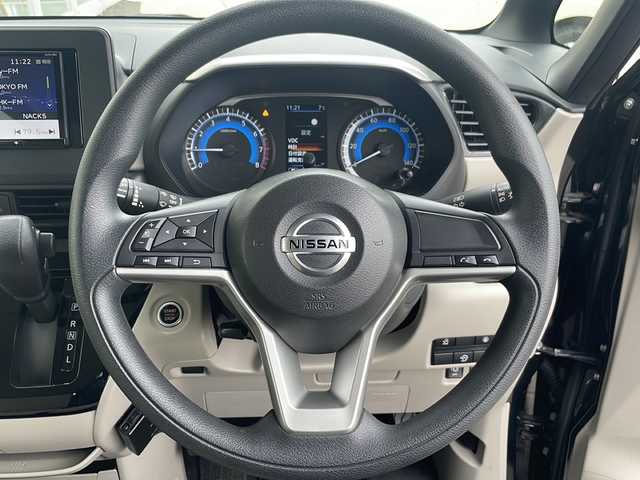 日産 ルークス X 岩手県 2021(令3)年 3.5万km ブラック エマージェンシーブレーキ ナビ 全周囲C ドライブレコーダー シートヒーター ハンズフリー電動スライドドア Bluetooth再生 ETC オートライト ヘッドライトレベライザー コーナーセンサー 電格ミラー スマートキー スペアキー フロアマット