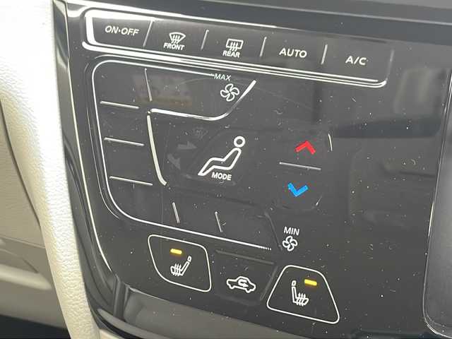 日産 ルークス X 岩手県 2021(令3)年 3.5万km ブラック エマージェンシーブレーキ ナビ 全周囲C ドライブレコーダー シートヒーター ハンズフリー電動スライドドア Bluetooth再生 ETC オートライト ヘッドライトレベライザー コーナーセンサー 電格ミラー スマートキー スペアキー フロアマット