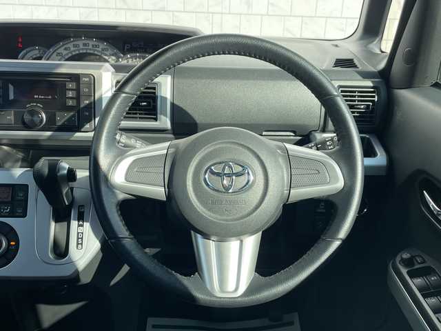 トヨタ ピクシスメガ G SA 山形県 2016(平28)年 1万km プラムブラウンパールクリスタルシャイン スマートアシスト/・衝突軽減回避支援ブレーキ機能/・車線逸脱警報機能/・誤発進抑制制御機能/純正オーディオ　CP-W64/(CD/FM/AM/AUX/USB)/両側パワースライドドア/アイドリングストップ/純正フロアマット/LEDヘッドライト/フォグランプ/スマートキー/純正15インチAW/プッシュスタート