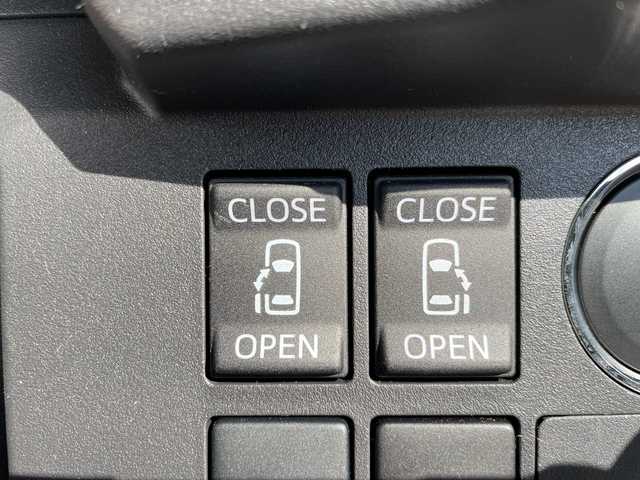 トヨタ ピクシスメガ G SA 山形県 2016(平28)年 1万km プラムブラウンパールクリスタルシャイン スマートアシスト/・衝突軽減回避支援ブレーキ機能/・車線逸脱警報機能/・誤発進抑制制御機能/純正オーディオ　CP-W64/(CD/FM/AM/AUX/USB)/両側パワースライドドア/アイドリングストップ/純正フロアマット/LEDヘッドライト/フォグランプ/スマートキー/純正15インチAW/プッシュスタート