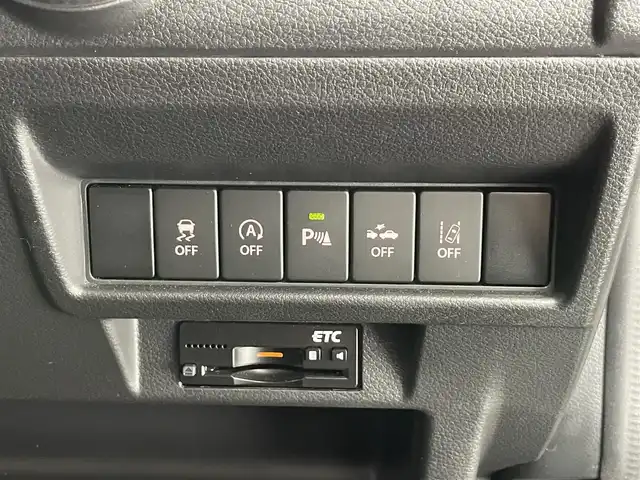 スズキ クロスビー HYBRID MZ 愛知県 2019(平31)年 3.6万km スーパーブラックパール 3トーンコーディネート 純正８型ナビ　シートヒーター　禁煙車　フルセグＴＶ　Ｂｌｕｅｔｏｏｔｈ　ＵＳＢ端子　ＥＴＣ　クルコン　デュアルセンサーブレーキ　衝突軽減　車線逸脱　パーキングセンサー　ＬＥＤオートライト　パドルシフト