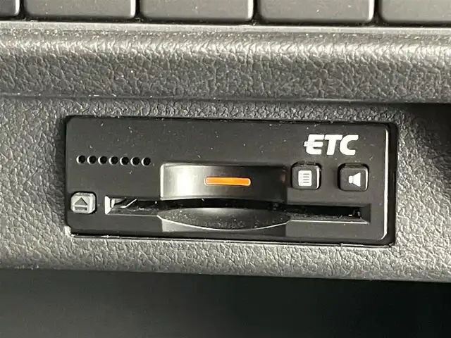 スズキ クロスビー HYBRID MZ 愛知県 2019(平31)年 3.6万km スーパーブラックパール 3トーンコーディネート 純正８型ナビ　シートヒーター　禁煙車　フルセグＴＶ　Ｂｌｕｅｔｏｏｔｈ　ＵＳＢ端子　ＥＴＣ　クルコン　デュアルセンサーブレーキ　衝突軽減　車線逸脱　パーキングセンサー　ＬＥＤオートライト　パドルシフト