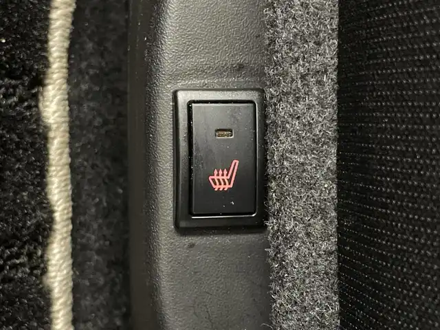 スズキ クロスビー HYBRID MZ 愛知県 2019(平31)年 3.6万km スーパーブラックパール 3トーンコーディネート 純正８型ナビ　シートヒーター　禁煙車　フルセグＴＶ　Ｂｌｕｅｔｏｏｔｈ　ＵＳＢ端子　ＥＴＣ　クルコン　デュアルセンサーブレーキ　衝突軽減　車線逸脱　パーキングセンサー　ＬＥＤオートライト　パドルシフト