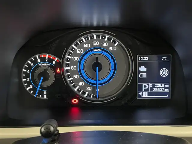 スズキ クロスビー HYBRID MZ 愛知県 2019(平31)年 3.6万km スーパーブラックパール 3トーンコーディネート 純正８型ナビ　シートヒーター　禁煙車　フルセグＴＶ　Ｂｌｕｅｔｏｏｔｈ　ＵＳＢ端子　ＥＴＣ　クルコン　デュアルセンサーブレーキ　衝突軽減　車線逸脱　パーキングセンサー　ＬＥＤオートライト　パドルシフト