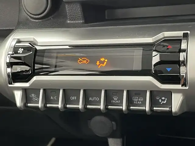 スズキ クロスビー HYBRID MZ 愛知県 2019(平31)年 3.6万km スーパーブラックパール 3トーンコーディネート 純正８型ナビ　シートヒーター　禁煙車　フルセグＴＶ　Ｂｌｕｅｔｏｏｔｈ　ＵＳＢ端子　ＥＴＣ　クルコン　デュアルセンサーブレーキ　衝突軽減　車線逸脱　パーキングセンサー　ＬＥＤオートライト　パドルシフト