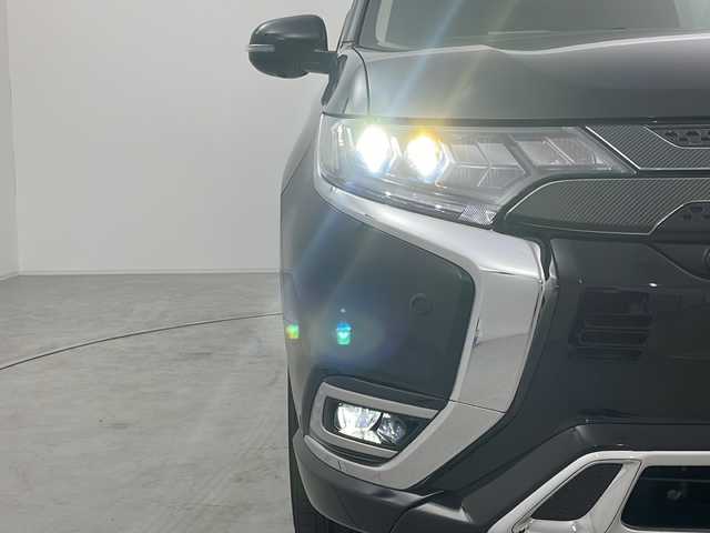 三菱 アウトランダー ＰＨＥＶ