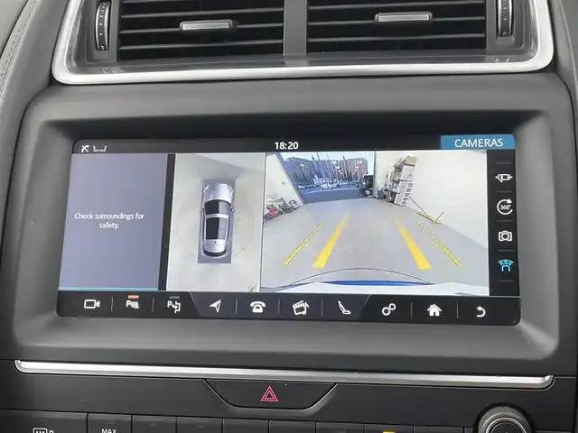 ジャガー Ｅペース 千葉県 2018(平30)年 8.7万km 青 禁煙車/純正ナビ/Bluetooth/フルセグTV/全方位カメラ/レーダークルーズコントロール/レーンキープ/衝突被害軽減ブレーキ/電子パーキングブレーキ/ドライブモードセレクト/マニュアルモード/スペアキー