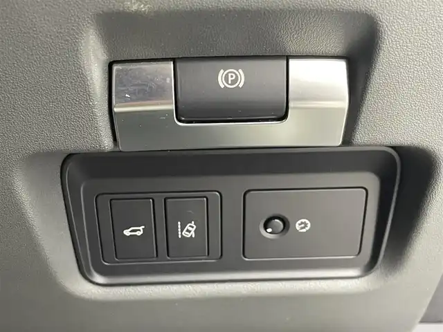 ジャガー Ｅペース 千葉県 2018(平30)年 8.7万km 青 禁煙車/純正ナビ/Bluetooth/フルセグTV/全方位カメラ/レーダークルーズコントロール/レーンキープ/衝突被害軽減ブレーキ/電子パーキングブレーキ/ドライブモードセレクト/マニュアルモード/スペアキー