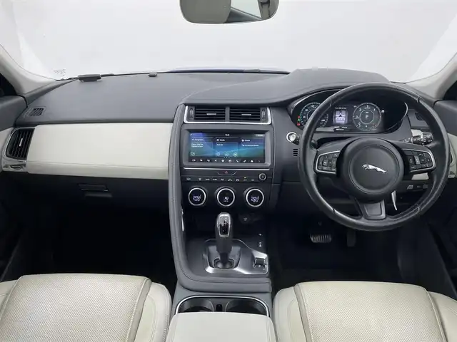 ジャガー Ｅペース 千葉県 2018(平30)年 8.7万km 青 禁煙車/純正ナビ/Bluetooth/フルセグTV/全方位カメラ/レーダークルーズコントロール/レーンキープ/衝突被害軽減ブレーキ/電子パーキングブレーキ/ドライブモードセレクト/マニュアルモード/スペアキー