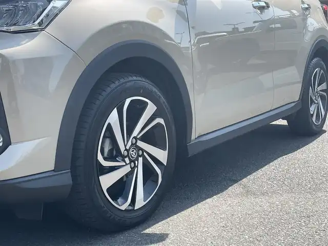 トヨタ ライズ Z 宮崎県 2020(令2)年 1.9万km ナチュラルベージュマイカM 純正フロアマット /Fシートヒーター /アクティブクルーズコントロール /プッシュスタート /ステアリングリモコン /スマートキー /ETC
