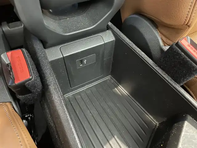 ＢＭＷ ２１８ｄ アクティブツアラー ラグジュアリー 熊本県 2018(平30)年 2.2万km メディテラニアンブルー ・スマートキー/・プッシュスタート/・インテリジェントセーフティ/・パーキングアシスト/・PDC自動起動/・茶革シート/・前席パワーシート/・前席シートヒーター /・純正HDDナビ/　【DVD・Bluetooth・USB・MSV】/・フルセグTV/・バックカメラ/・ETC/・パワーバックドア/・LEDヘッドランプ/・フォグランプ/・純正マット/・保証書/取説