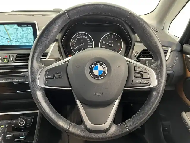 ＢＭＷ ２１８ｄ アクティブツアラー ラグジュアリー 熊本県 2018(平30)年 2.2万km メディテラニアンブルー ・スマートキー/・プッシュスタート/・インテリジェントセーフティ/・パーキングアシスト/・PDC自動起動/・茶革シート/・前席パワーシート/・前席シートヒーター /・純正HDDナビ/　【DVD・Bluetooth・USB・MSV】/・フルセグTV/・バックカメラ/・ETC/・パワーバックドア/・LEDヘッドランプ/・フォグランプ/・純正マット/・保証書/取説