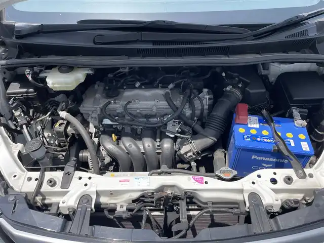 トヨタ ノア Si 滋賀県 2015(平27)年 8.7万km ホワイトパールクリスタルシャイン 純正SDナビ/・フルセグTV/・CD/・DVD/・Bluetooth/ステアリングスイッチ/バックカメラ/前後ドラレコ/ETC/両側パワースライドドア/電格ミラー/オートヘッドライト/フォグランプ/横滑り防止装置/盗難防止装置/プッシュスタート/スマートキー