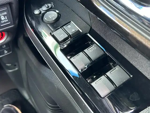 ホンダ Ｎ ＢＯＸ カスタム G EX ホンダセンシング 奈良県 2019(令1)年 4.7万km プラチナホワイトパール 純正ナビ　/フルセグＴＶ　/ビルドインＥＴＣ　/両側パワースライドドア　/Ｂｌｕｅｔｏｏｔｈ　/ＤＶＤ再生機能　/ドライブレコーダー/バックカメラ/クルーズコントロール　/助手席スーパースライドシート　/フォグライト　/社外アルミ/社外マット　/スペアキー