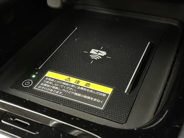ホンダ ヴェゼル ハイブリッド e:HEV Z 埼玉県 2025(令7)年 0.1千km クリスタルブラックパール 登録済未使用車　バックカメラ　ＢＳＩ　アダクティブクルーズコントロール　ビルトインＥＴＣ２．０　シートヒーター　ワイヤレス充電　衝突軽減ブレーキ　ハーフレザー　ＬＥＤヘッドライト　オートライト　地デジ