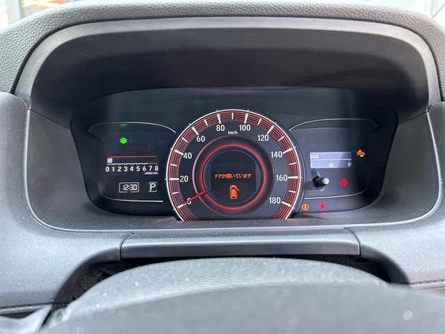 ホンダ オデッセイ アブソルート 栃木県 2015(平27)年 6.6万km ホワイトオーキッドパール ホンダセンシング/・SMBS(衝突軽減ブレーキ)/・誤発進抑制機能/・先行車発進お知らせ機能/・標識認識機能/・LKAS(車線維持支援システム）/・路外逸脱抑制機能/・ACC(アダプティブクルーズコントロール)/純正ナビ/フルセグTV/DVD/Bluetooth/USB/HDMI/バックカメラ/ビルトインETC/ミラー型前後ドライブレコーダー/純正フリップダウンモニター/パドルシフト/コーナーセンサー/ハーフレザーシート