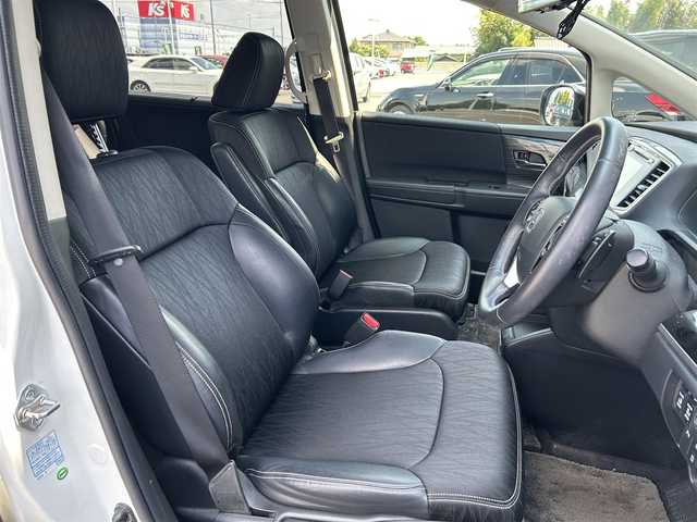 ホンダ オデッセイ アブソルート 栃木県 2015(平27)年 6.6万km ホワイトオーキッドパール ホンダセンシング/・SMBS(衝突軽減ブレーキ)/・誤発進抑制機能/・先行車発進お知らせ機能/・標識認識機能/・LKAS(車線維持支援システム）/・路外逸脱抑制機能/・ACC(アダプティブクルーズコントロール)/純正ナビ/フルセグTV/DVD/Bluetooth/USB/HDMI/バックカメラ/ビルトインETC/ミラー型前後ドライブレコーダー/純正フリップダウンモニター/パドルシフト/コーナーセンサー/ハーフレザーシート