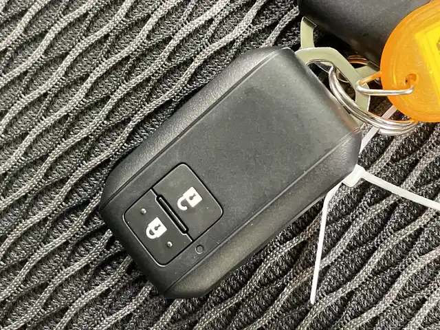 スズキ ハスラー HYBRID X 栃木県 2025(令7)年 0.1千km クールカーキパールメタリック/ソフトベージュメタリック 登録済み未届車/４WD/全方位モニター付きナビゲーション/（ＣＤ/フルセグＴＶ/Bluetooth）/スズキセーフティサポート/シートヒーター/オートライト/LEDヘッドライト/横滑り防止装置/スマートキー/プッシュスタート/アイドリングストップ/電動格納ミラー/純正アルミホイール