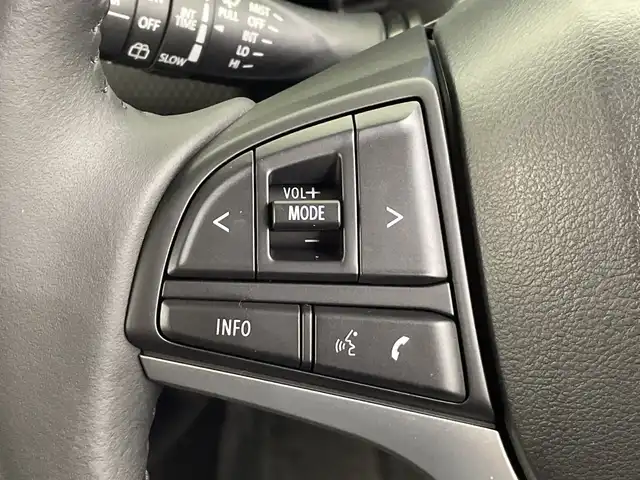 スズキ ハスラー HYBRID X 栃木県 2025(令7)年 0.1千km クールカーキパールメタリック/ソフトベージュメタリック 登録済み未届車/４WD/全方位モニター付きナビゲーション/（ＣＤ/フルセグＴＶ/Bluetooth）/スズキセーフティサポート/シートヒーター/オートライト/LEDヘッドライト/横滑り防止装置/スマートキー/プッシュスタート/アイドリングストップ/電動格納ミラー/純正アルミホイール