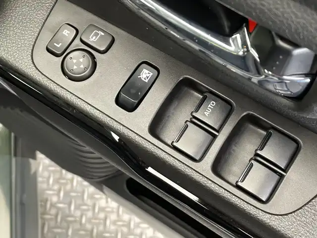 スズキ ハスラー HYBRID X 栃木県 2025(令7)年 0.1千km クールカーキパールメタリック/ソフトベージュメタリック 登録済み未届車/４WD/全方位モニター付きナビゲーション/（ＣＤ/フルセグＴＶ/Bluetooth）/スズキセーフティサポート/シートヒーター/オートライト/LEDヘッドライト/横滑り防止装置/スマートキー/プッシュスタート/アイドリングストップ/電動格納ミラー/純正アルミホイール