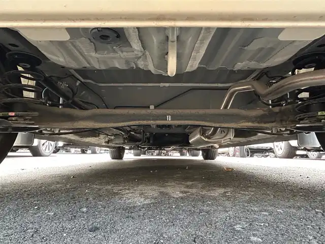 ホンダ Ｎ ＢＯＸ G L ホンダセンシング 静岡県 2020(令2)年 0.9万km プレミアムアイボリーパールⅡ 社外SDナビ（Bluetooth、CD、DVD、フルセグTV）/バックカメラ/ETC/前方ドラレコ/追従走行有クルコン/スマートキー/純正フロアマット/片側パワスラ/アイドリングストップ/D+N席シートヒーター/プッシュスタート/オートライト/オートエアコン/ベンチシート/横滑り防止装置/キセノンヘッドライト/ダブルエアバッグ/衝突被害軽減システム/レーンキープアシスト