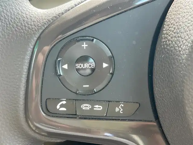 ホンダ Ｎ ＢＯＸ G L ホンダセンシング 静岡県 2020(令2)年 0.9万km プレミアムアイボリーパールⅡ 社外SDナビ（Bluetooth、CD、DVD、フルセグTV）/バックカメラ/ETC/前方ドラレコ/追従走行有クルコン/スマートキー/純正フロアマット/片側パワスラ/アイドリングストップ/D+N席シートヒーター/プッシュスタート/オートライト/オートエアコン/ベンチシート/横滑り防止装置/キセノンヘッドライト/ダブルエアバッグ/衝突被害軽減システム/レーンキープアシスト