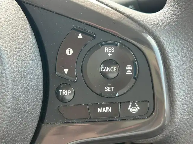 ホンダ Ｎ ＢＯＸ G L ホンダセンシング 静岡県 2020(令2)年 0.9万km プレミアムアイボリーパールⅡ 社外SDナビ（Bluetooth、CD、DVD、フルセグTV）/バックカメラ/ETC/前方ドラレコ/追従走行有クルコン/スマートキー/純正フロアマット/片側パワスラ/アイドリングストップ/D+N席シートヒーター/プッシュスタート/オートライト/オートエアコン/ベンチシート/横滑り防止装置/キセノンヘッドライト/ダブルエアバッグ/衝突被害軽減システム/レーンキープアシスト