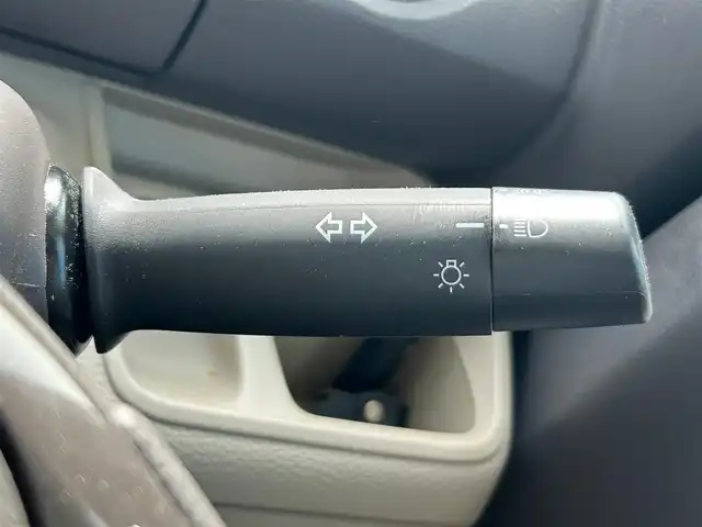ホンダ Ｎ ＢＯＸ G L ホンダセンシング 静岡県 2020(令2)年 0.9万km プレミアムアイボリーパールⅡ 社外SDナビ（Bluetooth、CD、DVD、フルセグTV）/バックカメラ/ETC/前方ドラレコ/追従走行有クルコン/スマートキー/純正フロアマット/片側パワスラ/アイドリングストップ/D+N席シートヒーター/プッシュスタート/オートライト/オートエアコン/ベンチシート/横滑り防止装置/キセノンヘッドライト/ダブルエアバッグ/衝突被害軽減システム/レーンキープアシスト