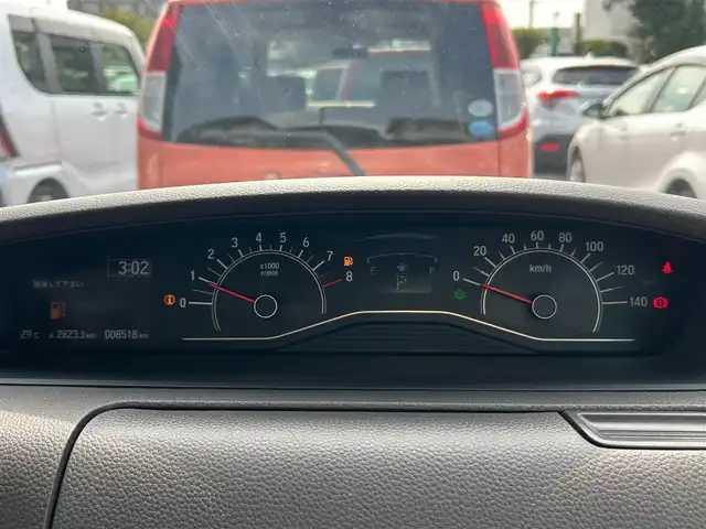 ホンダ Ｎ ＢＯＸ G L ホンダセンシング 静岡県 2020(令2)年 0.9万km プレミアムアイボリーパールⅡ 社外SDナビ（Bluetooth、CD、DVD、フルセグTV）/バックカメラ/ETC/前方ドラレコ/追従走行有クルコン/スマートキー/純正フロアマット/片側パワスラ/アイドリングストップ/D+N席シートヒーター/プッシュスタート/オートライト/オートエアコン/ベンチシート/横滑り防止装置/キセノンヘッドライト/ダブルエアバッグ/衝突被害軽減システム/レーンキープアシスト