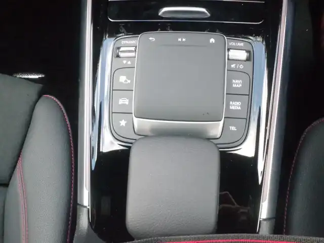 メルセデス・ベンツ ＧＬＡ２００ｄ 4マチック AMGライン 岩手県 2020(令2)年 4.1万km マウンテングレー ワンオーナー/ナビゲーションパッケージ/フルセグTV/全方位カメラ/ハーフレザーシート/パワーシート/シートヒーター/DSRC/マルチビームLED/パワーバックドア