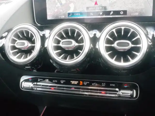 メルセデス・ベンツ ＧＬＡ２００ｄ 4マチック AMGライン 岩手県 2020(令2)年 4.1万km マウンテングレー ワンオーナー/ナビゲーションパッケージ/フルセグTV/全方位カメラ/ハーフレザーシート/パワーシート/シートヒーター/DSRC/マルチビームLED/パワーバックドア