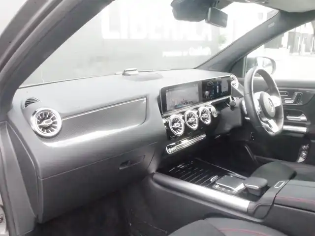 メルセデス・ベンツ ＧＬＡ２００ｄ 4マチック AMGライン 岩手県 2020(令2)年 4.1万km マウンテングレー ワンオーナー/ナビゲーションパッケージ/フルセグTV/全方位カメラ/ハーフレザーシート/パワーシート/シートヒーター/DSRC/マルチビームLED/パワーバックドア
