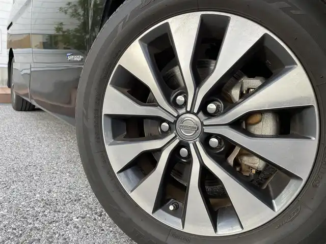 日産 セレナ ハイウェイスター G 滋賀県 2016(平28)年 5.2万km ダイヤモンドブラック 両側パワースライドドア/オートドアメインハンズフリー機能/社外後席フリップダウンモニター/社外ナビ【MDV-M910HDF】/（AM/FM/CD/DVD/HDMI/フルセグTV/Bluetooth)/バックカメラ/アラウンドビューモニター/パーキングアシスト/前後ドライブレコーダー/ビルトインETC/プリクラッシュブレーキアシスト/横滑り防止装置/レーンキープアシスト/コーナーセンサー/標識検知機能/クルーズコントロール/アイドリングストップ/TVキャンセラー/革巻きステアリング/ステアリングスイッチ/電動格納ミラー/オートライト/LEDヘッドライト/フロントフォグ/プッシュスタート/スマートキー/純正フロアマット/純正ドアバイザー/ダブルオートエアコン