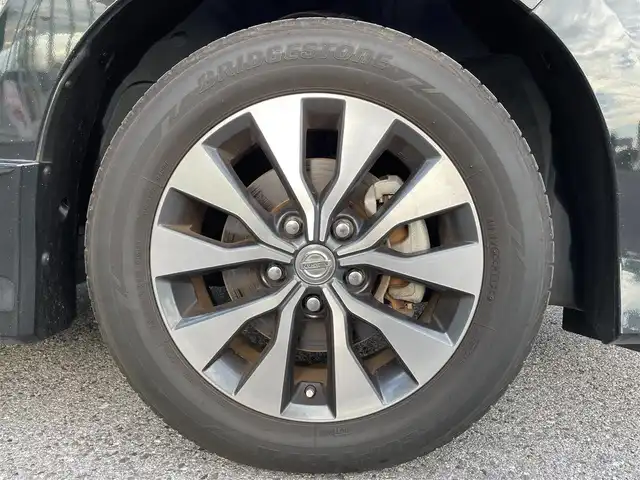 日産 セレナ ハイウェイスター G 滋賀県 2016(平28)年 5.2万km ダイヤモンドブラック 両側パワースライドドア/オートドアメインハンズフリー機能/社外後席フリップダウンモニター/社外ナビ【MDV-M910HDF】/（AM/FM/CD/DVD/HDMI/フルセグTV/Bluetooth)/バックカメラ/アラウンドビューモニター/パーキングアシスト/前後ドライブレコーダー/ビルトインETC/プリクラッシュブレーキアシスト/横滑り防止装置/レーンキープアシスト/コーナーセンサー/標識検知機能/クルーズコントロール/アイドリングストップ/TVキャンセラー/革巻きステアリング/ステアリングスイッチ/電動格納ミラー/オートライト/LEDヘッドライト/フロントフォグ/プッシュスタート/スマートキー/純正フロアマット/純正ドアバイザー/ダブルオートエアコン