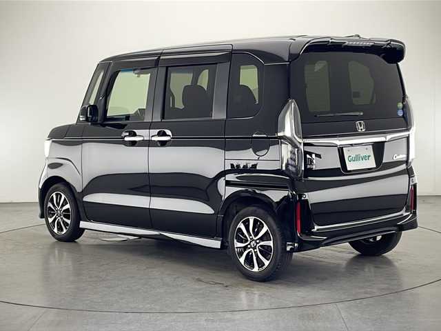 ホンダ Ｎ ＢＯＸ カスタム G L ホンダセンシング 宮崎県 2018(平30)年 3.8万km クリスタルブラックパール 禁煙車/ホンダセンシング/純正ナビTV/（Gathers/VXM-184VFi/CD/DVD/Bluetooth/フルセグTV)/純正バックカメラ/純正ビルトインETC/純正LEDオートライト/純正LEDフォグ/純正14インチアルミ/純正フロアマット/両側電動スライドドア/アダプティブクルーズコントロール/レーンディパーチャーアラート/クリアランスソナー/ウインカードアミラー/オートエアコン/スマートキー/プッシュエンジンスタート/スペアキー