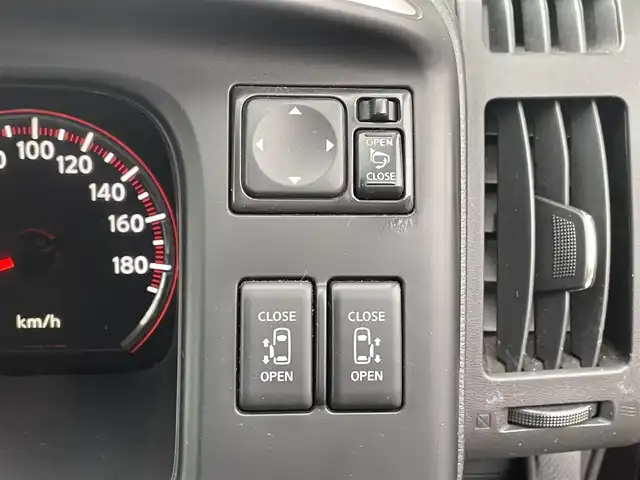 日産 セレナ ハイウェイスター Vセレクション 栃木県 2010(平22)年 15.4万km ディープカシス 両側パワースライドドア/アルパイン製フリップダウンモニター/ETC/純正ナビ/CD/DVD/Bluetooth/フルセグTV/バックカメラ