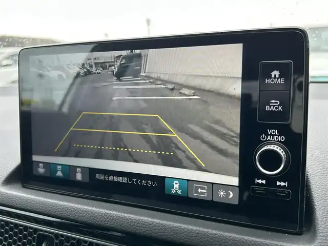 ホンダ シビック LX 静岡県 2022(令4)年 4.3万km プラチナホワイトパール HondaSENSING/Google搭載9インチHonda CONNECTナビ/　AM FM Bluetooth USB AppleCarPlay AndroidAuto/フルセグTV/バックモニター/前後方ドライブレコーダー/LEDオートヘッドライト/レーダークルーズコントロール/ハーフレザーシート/シートヒーター(前席)/純正18インチアルミホイール/スマートキー2本/前後方クリアランスソナー/パドルシフト/ワンオーナー/リアウイング/ビルトインETC2.0