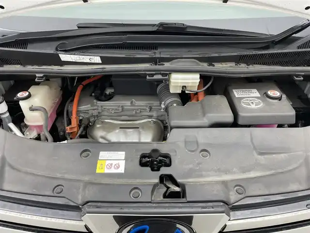 トヨタ ヴェルファイア ハイブリット ZR 茨城県 2019(令1)年 4.6万km ホワイトパールクリスタルシャイン 純正T-connectナビ/・AM/FM/CD/DVD/Bluetooth/・フルセグテレビ/フリップダウンモニター/バックカメラ/ビルトインETC2.0/ドライブレコーダー/クルーズコントロール/衝突軽減ブレーキ/レーンキープアシスト/横滑り防止装置/盗難防止装置/パドルシフト/電動パーキングブレーキ/両側パワースライド/前後コーナーセンサー/メモリシート（D席）/パワーシート（D席+N席）/エアシート（D席+N席）/シートヒーター（D席+N席）/LEDヘッドライト/オートマチックハイビーム/オートライト/ダブルオートエアコン/プッシュスタートボタン/ステアリングリモコン/純正17インチアルミホイール/12V充電器/純正フロアマット/ドアバイザー