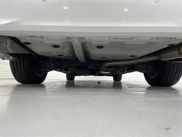 トヨタ ヴェルファイア ハイブリット ZR 茨城県 2019(令1)年 4.6万km ホワイトパールクリスタルシャイン 純正T-connectナビ/・AM/FM/CD/DVD/Bluetooth/・フルセグテレビ/フリップダウンモニター/バックカメラ/ビルトインETC2.0/ドライブレコーダー/クルーズコントロール/衝突軽減ブレーキ/レーンキープアシスト/横滑り防止装置/盗難防止装置/パドルシフト/電動パーキングブレーキ/両側パワースライド/前後コーナーセンサー/メモリシート（D席）/パワーシート（D席+N席）/エアシート（D席+N席）/シートヒーター（D席+N席）/LEDヘッドライト/オートマチックハイビーム/オートライト/ダブルオートエアコン/プッシュスタートボタン/ステアリングリモコン/純正17インチアルミホイール/12V充電器/純正フロアマット/ドアバイザー
